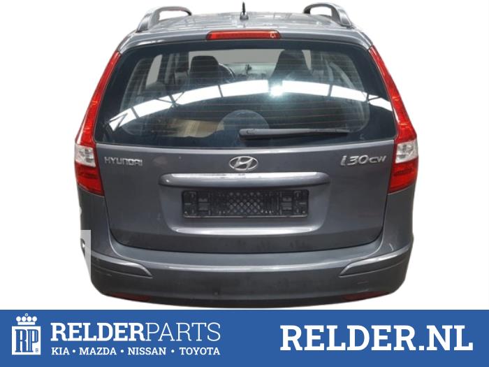 Hyundai i30 Crosswagon 1.4 CVVT 16V Épave (2010, Gris)