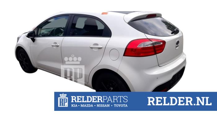 Kia Rio III 1.2 CVVT 16V Vehículo de desguace (2012, Blanco)