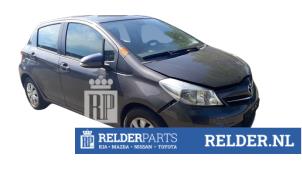 Toyota Yaris III 1.0 12V VVT-i Vehículo de desguace (2014, Gris)