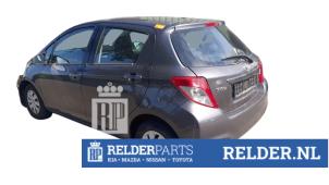 Toyota Yaris III 1.0 12V VVT-i Vehículo de desguace (2014, Gris)
