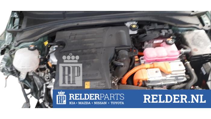 Kia Ceed Sportswagon 1.6 GDI 16V PHEV Vehículo de desguace (2024, Verde)