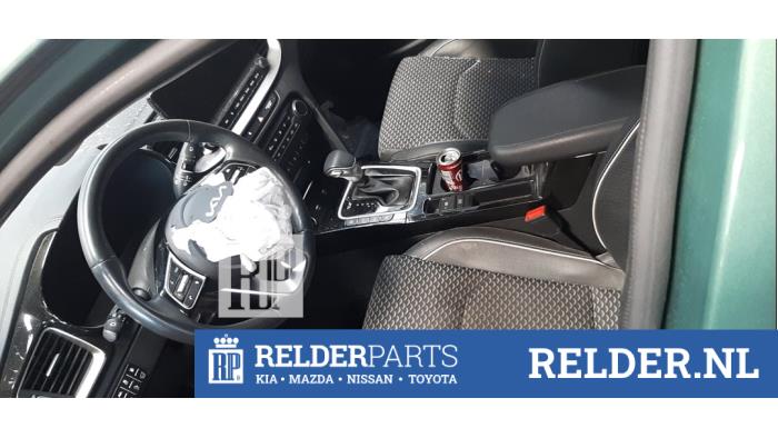 Kia Ceed Sportswagon 1.6 GDI 16V PHEV Vehículo de desguace (2024, Verde)