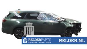 Kia Ceed Sportswagon 1.6 GDI 16V PHEV Vehículo de desguace (2024, Verde)
