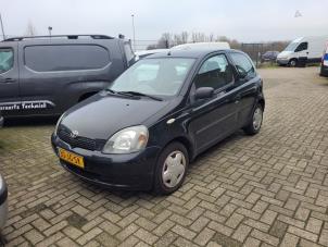 Toyota Yaris 1.3 16V VVT-i  (Schrott)