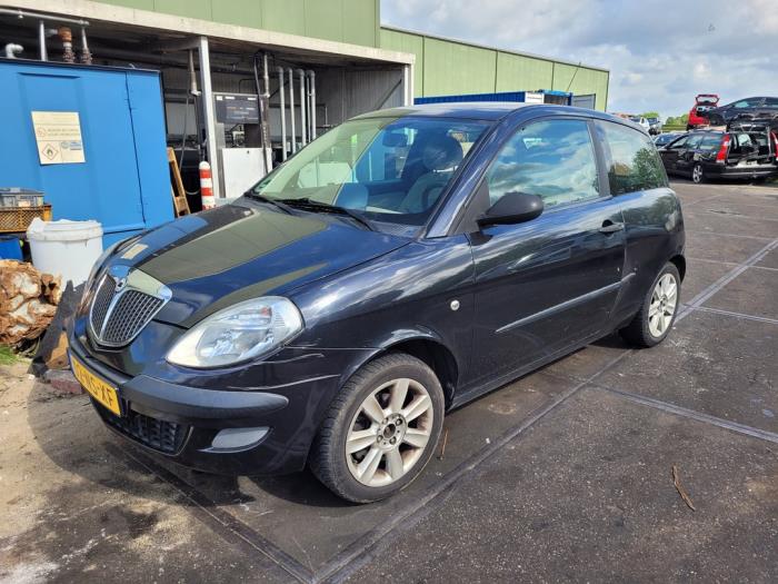 Lancia Ypsilon 1.2  (Desguace)