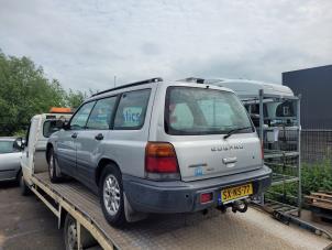 Subaru Forester 2.0 16V Vehículo de desguace (1998, Gris)