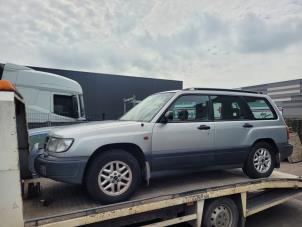 Subaru Forester 2.0 16V Vehículo de desguace (1998, Gris)