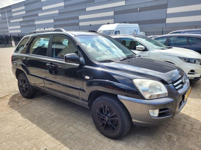 Kia Sportage 2.0 CVVT 16V 4x2  (Rozbiórka)