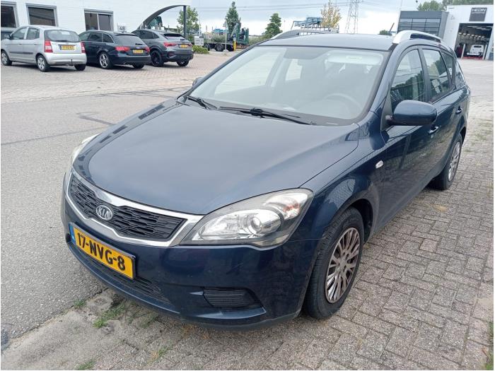 Kia Cee'd Sporty Wagon 1.4 16V  (Rozbiórka)