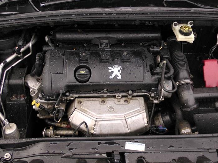 Peugeot 308 1.6 VTI 16V Salvage vehicle (2008, Black)