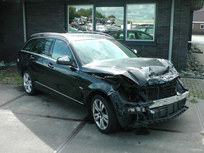 Mercedes C Estate 1.8 C-180K 16V Skrotfordon (2008, ZWART)