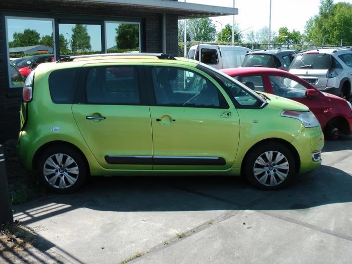 Citroen C3 Picasso 1.4 16V VTI 95 Épave (2009, Vert)