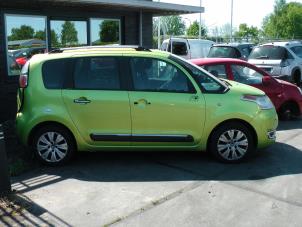 Citroen C3 Picasso 1.4 16V VTI 95 Épave (2009, Vert)