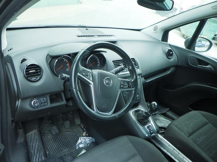 Opel Meriva 1.7 CDTI 16V Épave (2011, Gris)