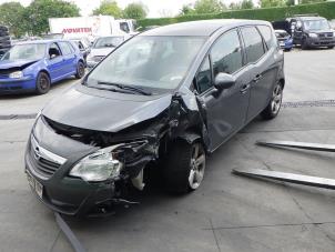 Opel Meriva 1.7 CDTI 16V Épave (2011, Gris)