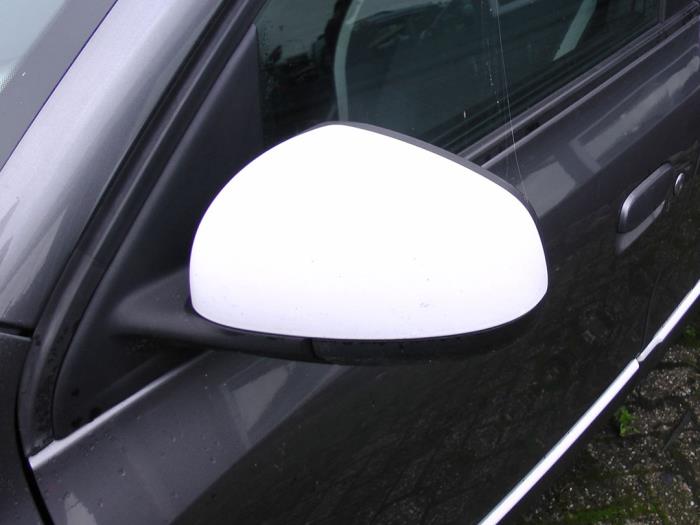 Renault Twingo III 1.0 SCe 70 12V Skrotfordon (2016, GRIJS)