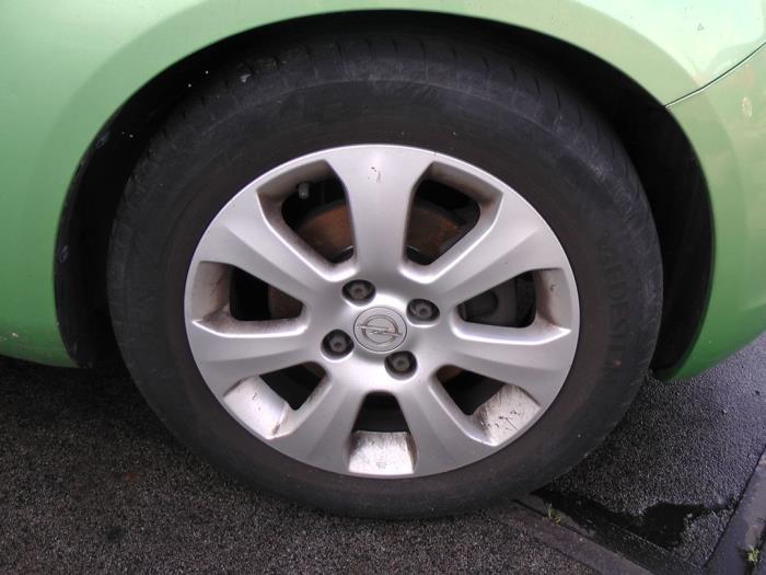 Opel Agila 1.0 12V Skrotfordon (2010, GROEN)