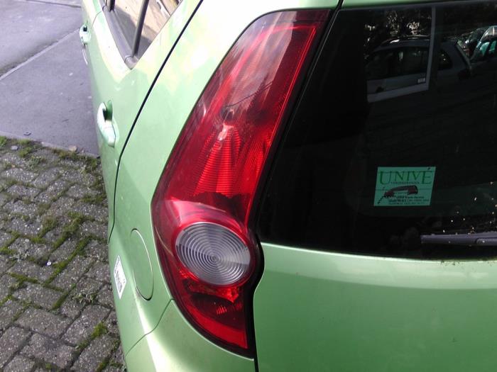 Opel Agila 1.0 12V Skrotfordon (2010, GROEN)