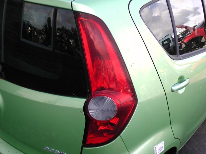Opel Agila 1.0 12V Skrotfordon (2010, GROEN)