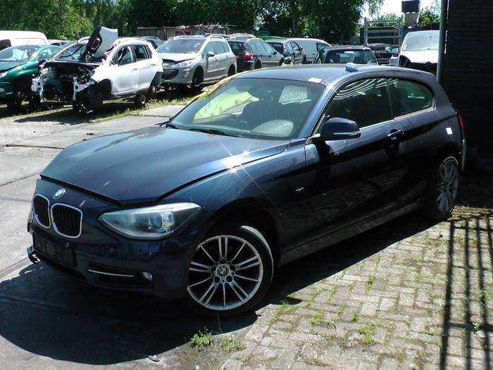 BMW 1 serie 116i 1.6 16V Vehículo de desguace (2014, Azul)