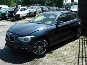 BMW 1 serie 116i 1.6 16V Vehículo de desguace (2014, Azul)