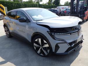 Renault Megane E-Tech 60 kWh Samochód złomowany (2023, Szary)