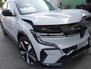 Renault Megane E-Tech 60 kWh Samochód złomowany (2023, Szary)