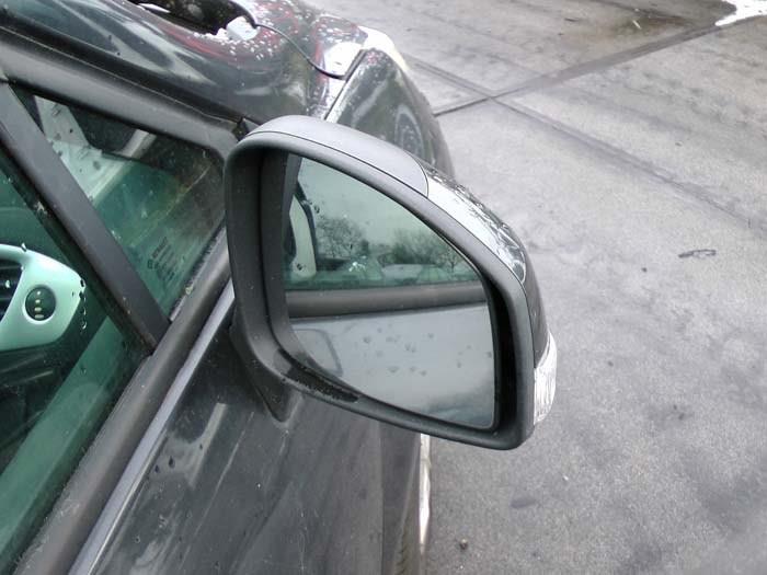 Renault Scénic III 1.5 dCi 105 Épave (2010, Gris)