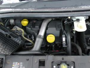 Renault Scénic III 1.5 dCi 105 Épave (2010, Gris)