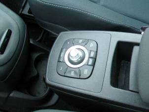 Renault Scénic III 1.5 dCi 105 Épave (2010, Gris)