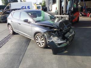 Seat Leon 2.0 TDI Ecomotive 16V Épave (2020, Gris)