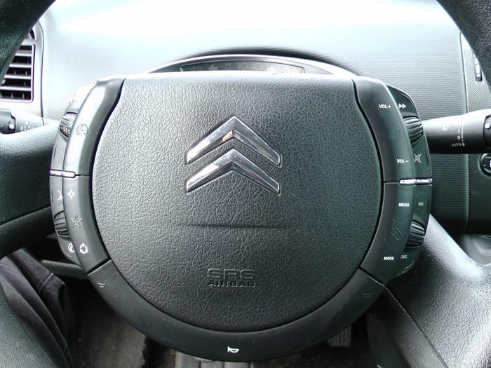 Citroen C4 Berline 1.6 16V VTi 120 Samochód złomowany (2009, Szary)