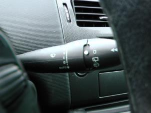 Citroen C4 Berline 1.6 16V VTi 120 Samochód złomowany (2009, Szary)