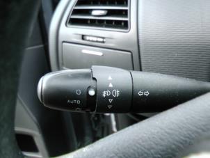 Citroen C4 Berline 1.6 16V VTi 120 Samochód złomowany (2009, Szary)