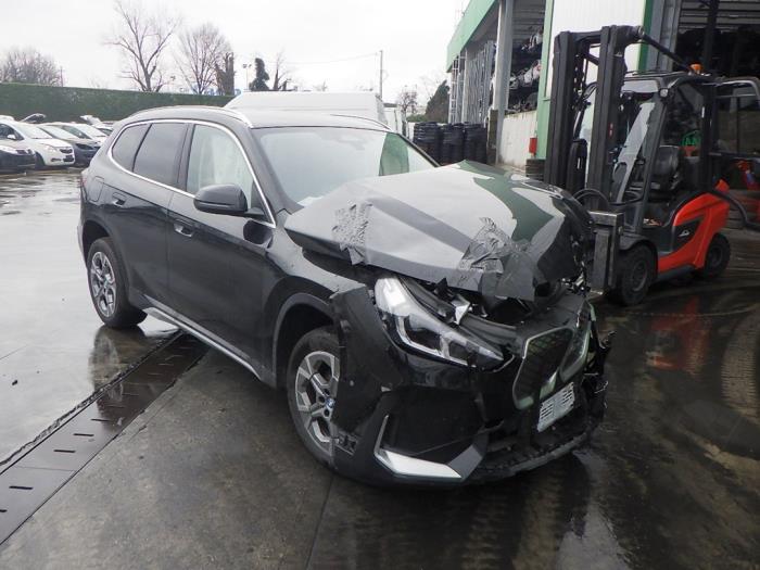BMW iX1 eDrive20 67 kWh  (Desguace)