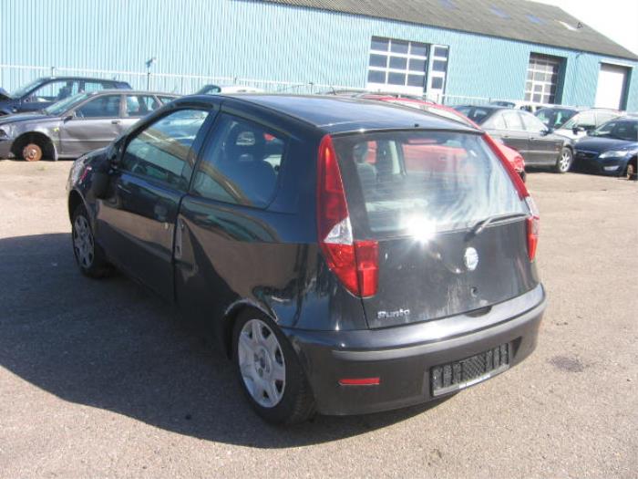 fiat punto scrap yard