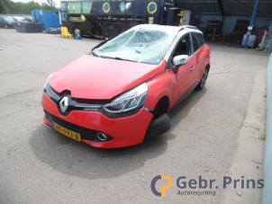 Renault Clio IV Estate/Grandtour 1.5 Energy dCi 90 FAP Épave (2015, Blanc)
