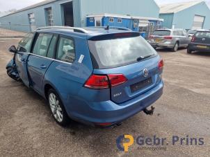 Volkswagen Golf VII Variant 2.0 TDI 150 16V Épave (2014, Bleu)