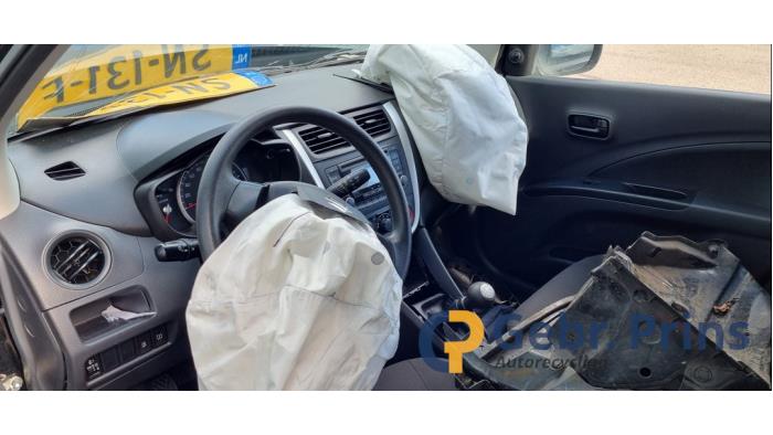 Suzuki Celerio 1.0 12V Dualjet Épave (2018, Noir)