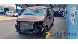 Volkswagen Transporter T6 2.0 TDI 150 Samochód złomowany (2023, Brazowy)