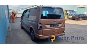 Volkswagen Transporter T6 2.0 TDI 150 Samochód złomowany (2023, Brazowy)
