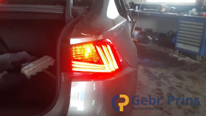 Lexus IS 300h 2.5 16V Épave (2020, Gris)