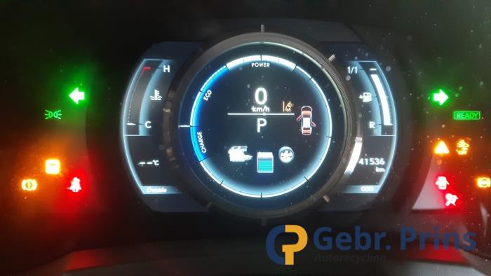 Lexus IS 300h 2.5 16V Épave (2020, Gris)