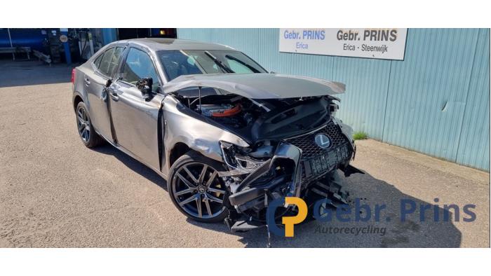 Lexus IS 300h 2.5 16V Épave (2020, Gris)