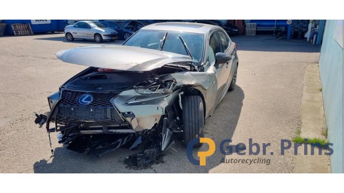 Lexus IS 300h 2.5 16V Épave (2020, Gris)