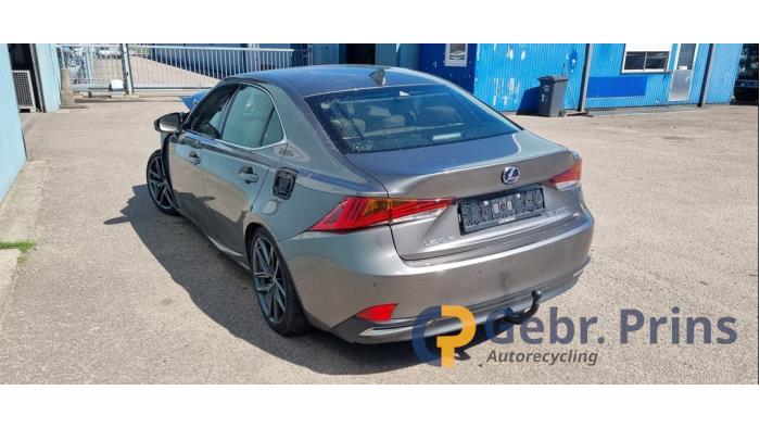 Lexus IS 300h 2.5 16V Épave (2020, Gris)