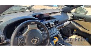 Lexus IS 300h 2.5 16V Épave (2020, Gris)