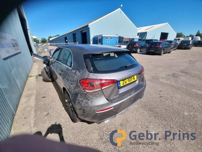 Mercedes A 1.3 A-200 Turbo 16V Épave (2018, Gris)