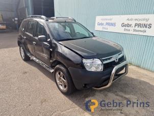 Dacia Duster 1.6 16V Samochód złomowany (2010, Czarny)