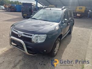 Dacia Duster 1.6 16V Samochód złomowany (2010, Czarny)